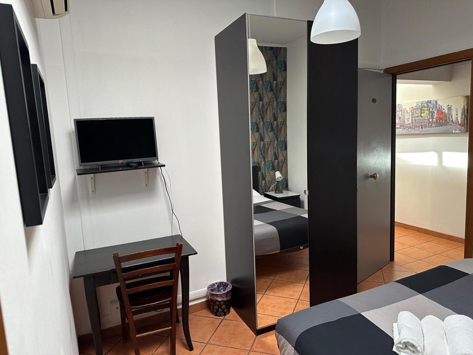 Casa Felice A Piazza Zama Hotel - Rome, Rome